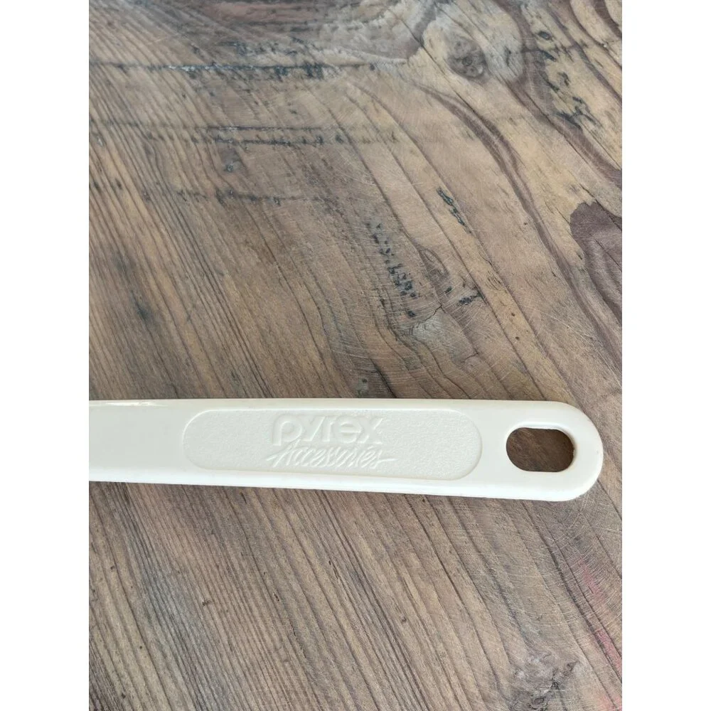 Pyrex Accessories 3370 Serrated Pie Server and Spatula